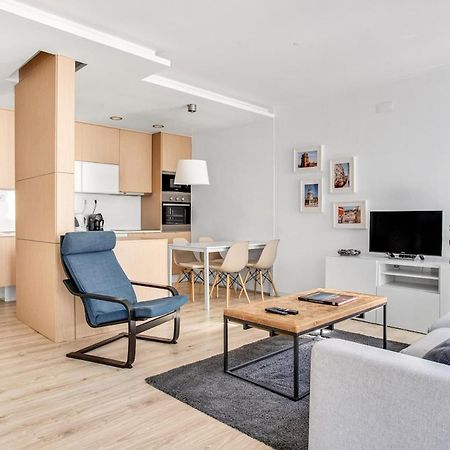 Modern 2 Bedroom Apartment In Estrela With Outside Terrace! Amazing For Families, Couples, Friends Lisboa Exterior foto